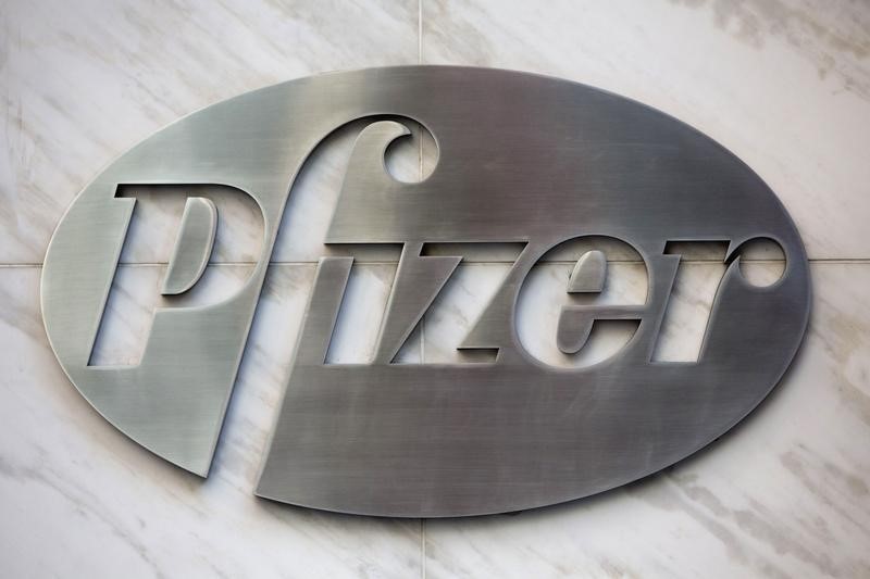 Pfizer posts surprise 4th quarter profit on fewer Paxlovid returns By Reuters