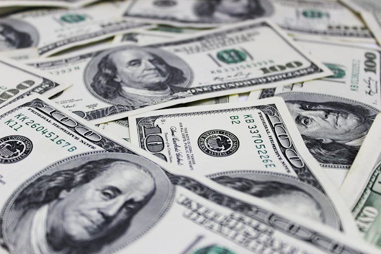 Dollar Ends the Week Flat Even as Treasury Yields Fall