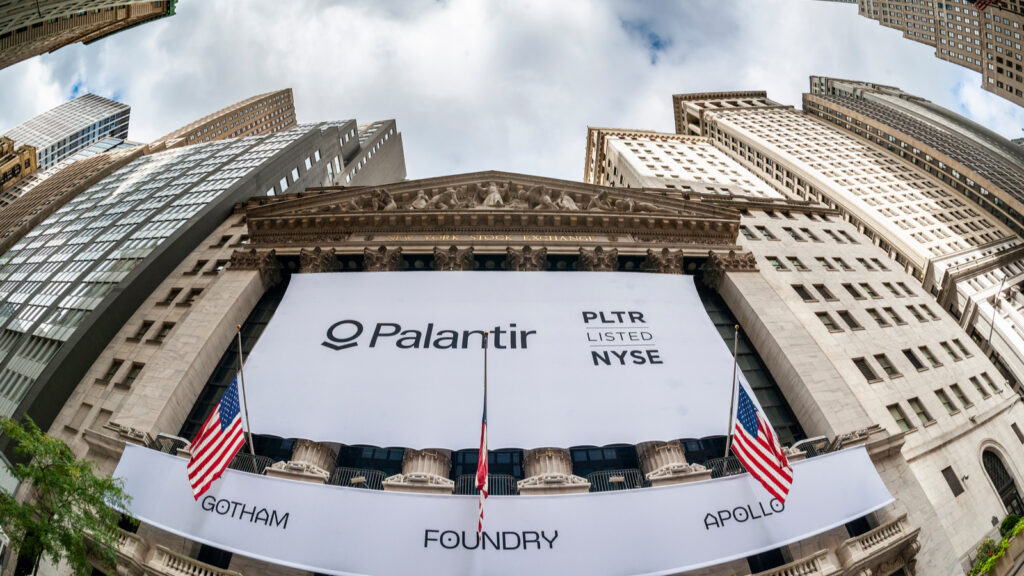 PLTR stock - Palantir Stock Charged Past $20. History Suggests More Upside Is Ahead.