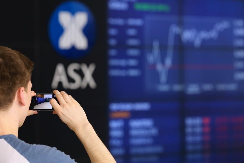 &copy; Reuters.  Australia stocks higher at close of trade; S&P/ASX 200 up 0.99%