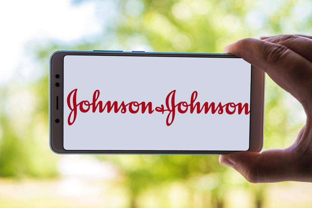 Golden Cross Alert: Johnson & Johnson Shines With Ambrx Deal, Bullish Technical Signal - Johnson & Johnson (NYSE:JNJ)