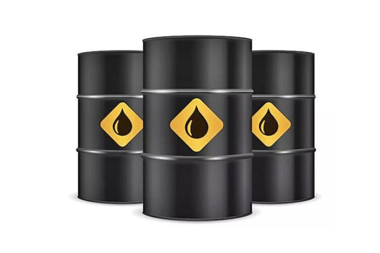 Crude Oil Moves Higher; Paramount Global Shares Surge - Ault Alliance (AMEX:AULT), Metropolitan Bank Holding (NYSE:MCB)