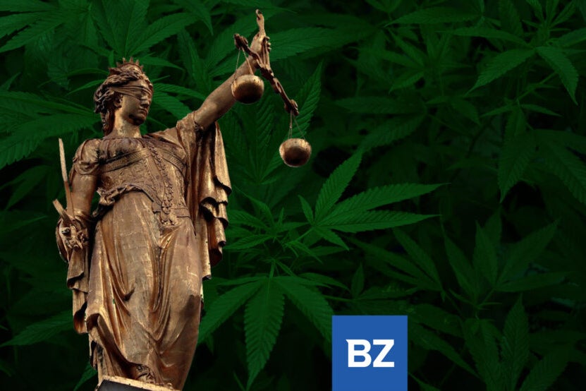 DOJ Admits Legalized Cannabis Fuels Tourism In Bid To Dismiss Industry Lawsuit Challenging Fed Prohibition - TerrAscend (OTC:TSNDF), Verano Holdings (OTC:VRNOF), Green Thumb Industries (OTC:GTBIF), Ascend Wellness Holdings (OTC:AAWH)