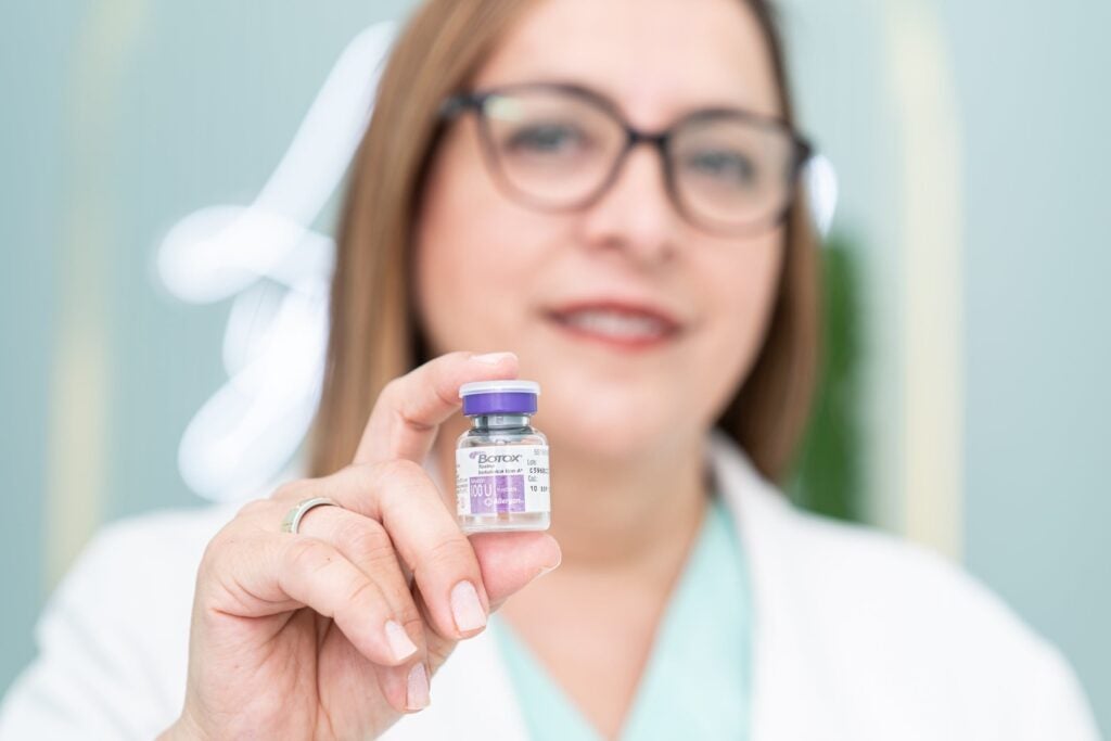 Is Your Botox Real Or Fake? Counterfeit Boxes Circulate For Widely Used Antiwrinkle Treatment, CDC And FDA Investigate Harmful Reactions - AbbVie (NYSE:ABBV)